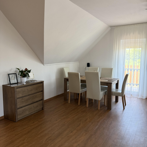 Fehér Orchidea Apartman